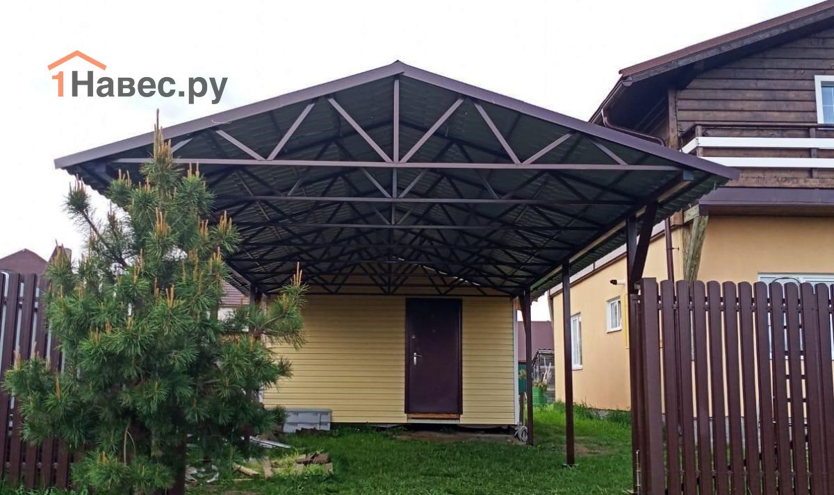 Навес из поликарбоната